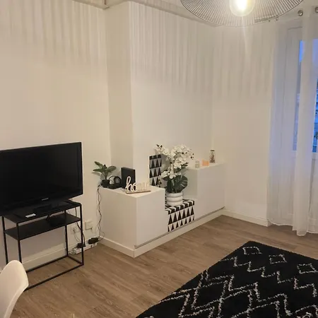 Grand T2 - Proche Port Et Transports Apartman Ajaccio