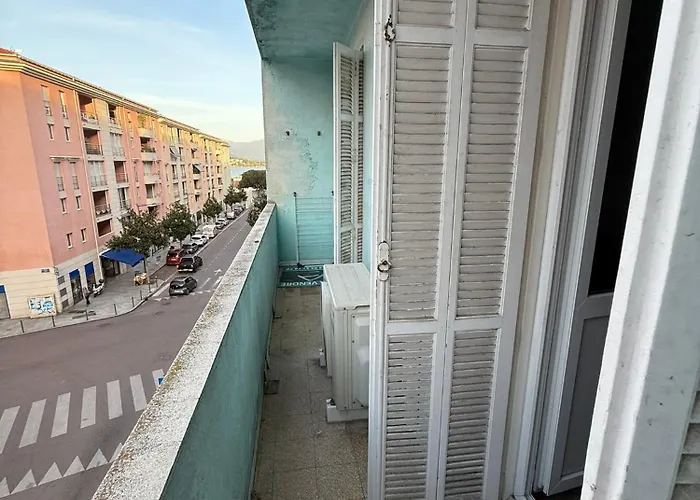 Apartment Grand T2 - Proche Port Et Transports